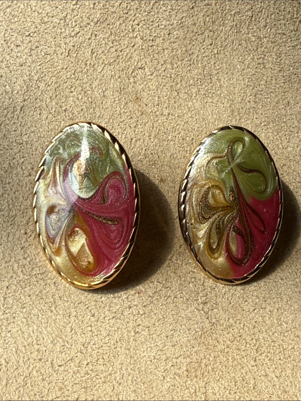 Vintage Oval Enamel Swirl Multicolor Earrings!